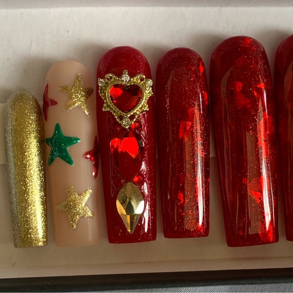3XL Pop Star Red 3D Bling Nails - Picture 6 of 7